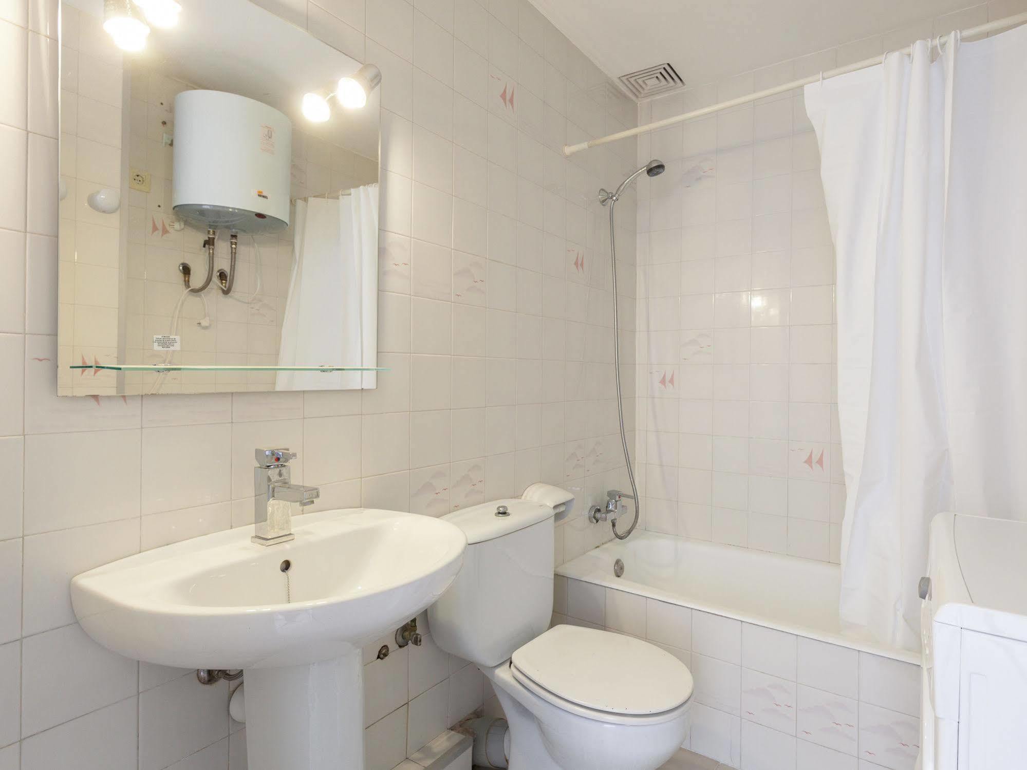 Apartamentos Lago Colonia de Sant Jordi ภายนอก รูปภาพ
